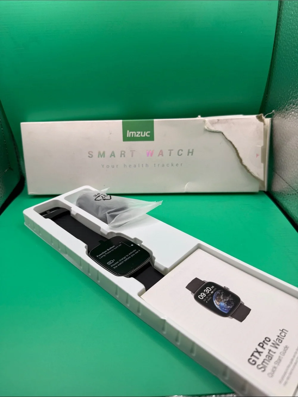 Smart Fitness Watch - Black
